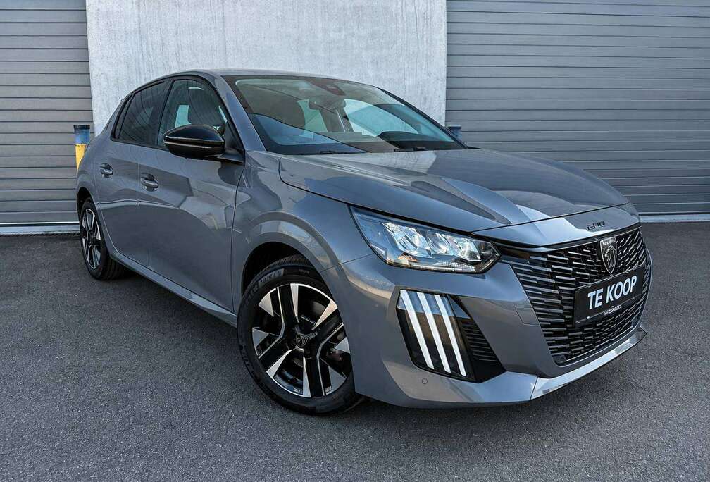 Peugeot / 27.000KM! / GT Pack / FULL LED / PDC / CARPLAY / TOPSTAAT / GARANTIE