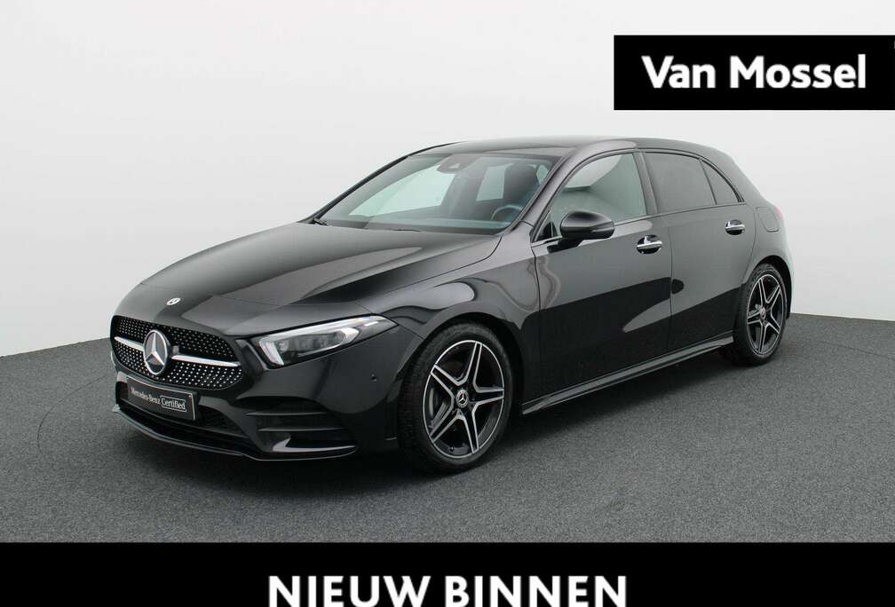 Mercedes-Benz AMG LINE + PANORAMISCH DAK + CARPLAY + NIGHTPAKKET