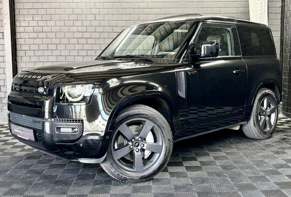 Land Rover 90 D300 X-Dynamic HSE