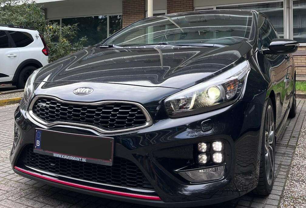 Kia Cee\'d GT 1.6 T-GDi GT Sense