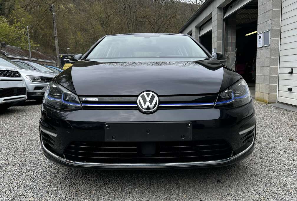 Volkswagen e-Golf 35.8kWh - Full électrique - GARANTIE - TVAC