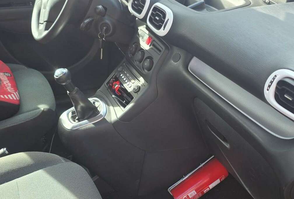 Citroen 1.2 PureTech Attraction