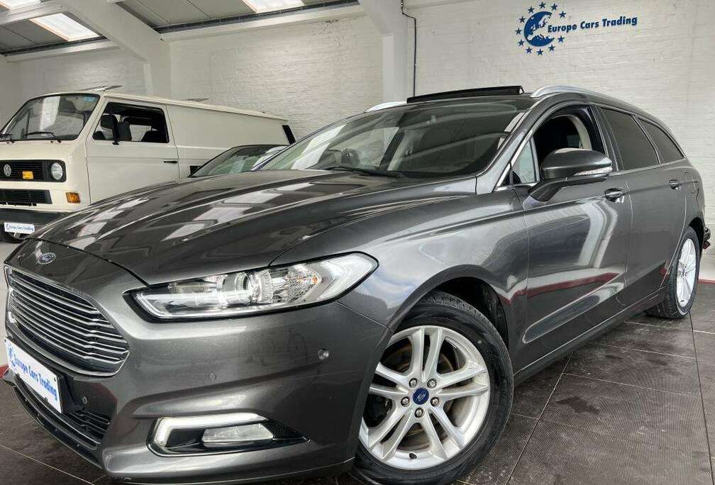 Ford TITANIUM 2.0 TDCI BVA T.PANO DISTRIBUTION + ENTRETIEN OK GAR 12M
