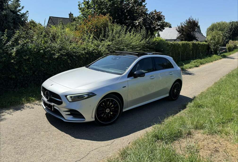 Mercedes-Benz e PHEV AMG Line