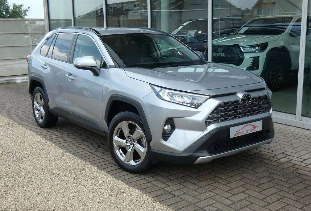 Toyota Benzine *2000kg sleepvermogen* Belgische wagen +Carplay +Dodehoek +Trekhaak +Parkeersensoren +Camera +GPS +Reservewiel