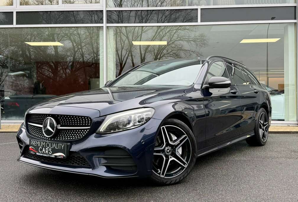 Mercedes-Benz AMG LINE / PANODAK / CARPLAY / CAMERA / ZTLVRWM /