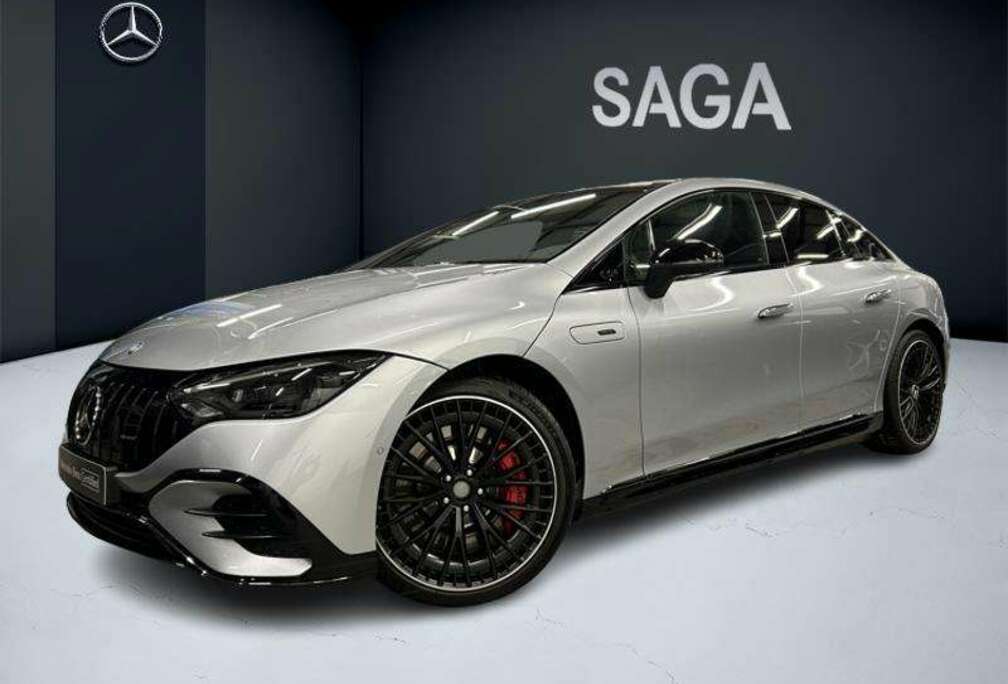 Mercedes-Benz AMG 4MATIC HyperScreen Pano