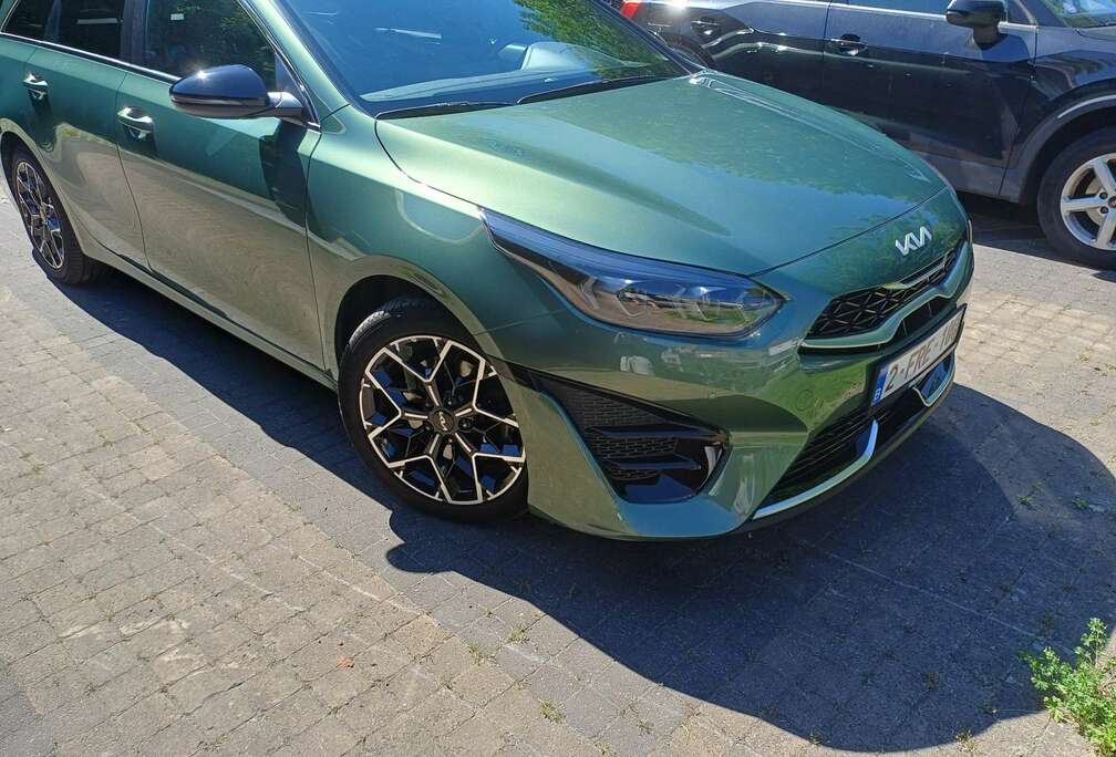 Kia Ceed SW 1.5 T-GDi GT-Line ISG DCT GT-Line