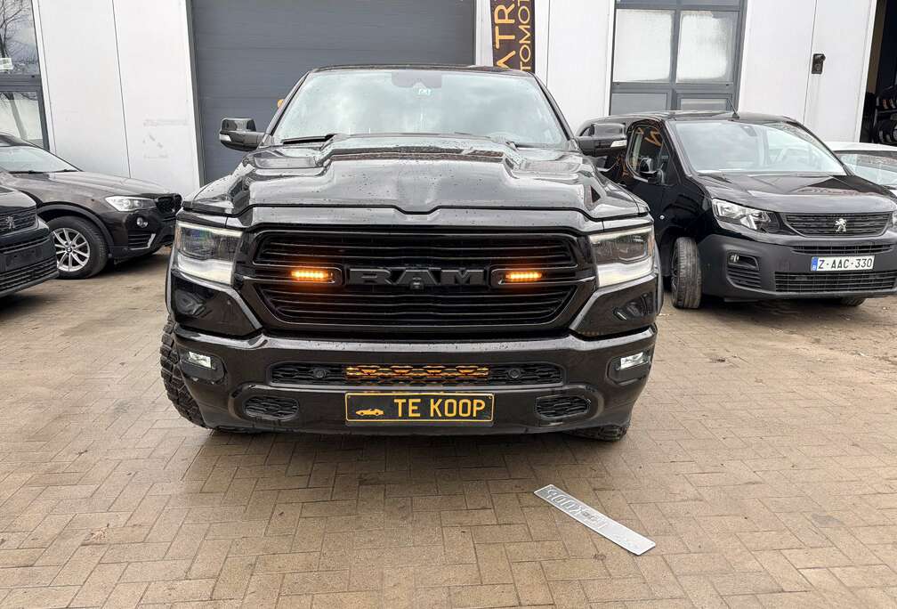 Dodge Hemi 5.7 V8 Sport Limited AIR Pano Full