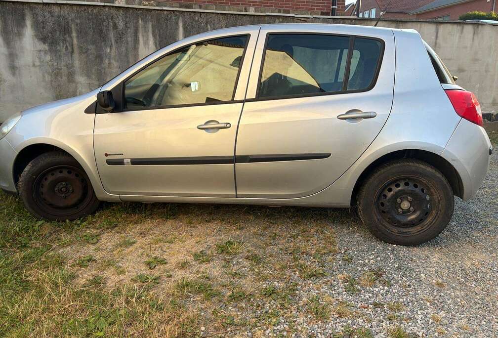Renault Clio 1.2i Campus Plus