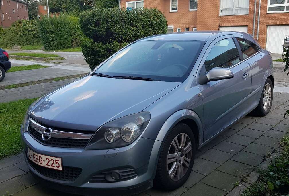 Opel 1.6i Sport