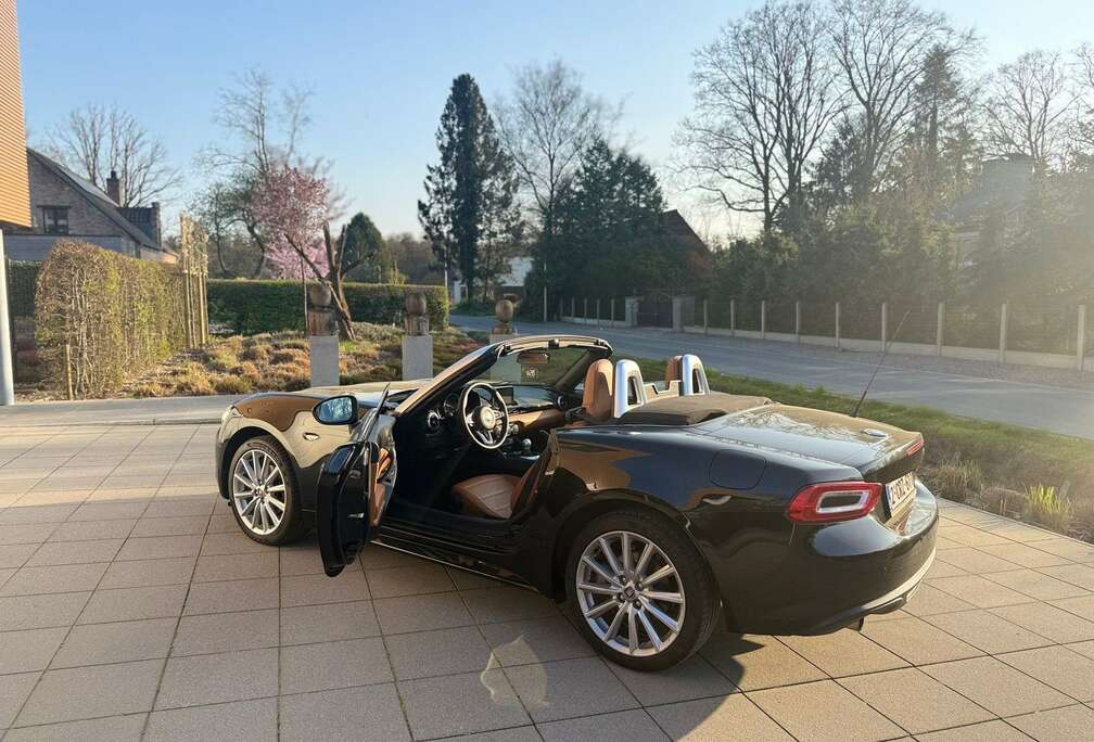 Fiat 124 Spider 1.4 MultiAir Europa (EU6c)