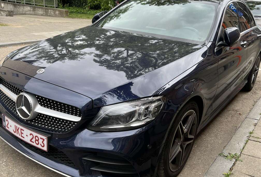 Mercedes-Benz AMG Line