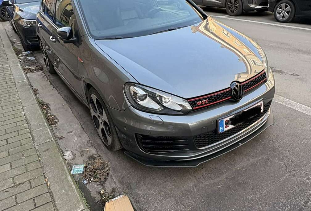 Volkswagen 2.0 TSI 210