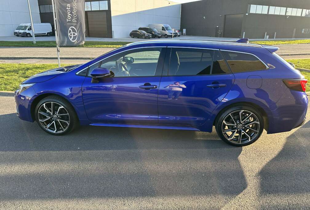 Toyota TS Hybrid 2.0 196PK - Premium - Garantie Tot 2034