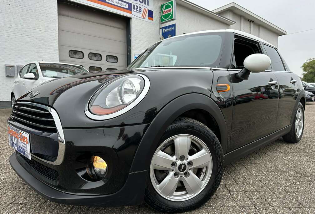 MINI 1.5i Cruise Navi Clima Pdc 5Deurs 1Eigenaar