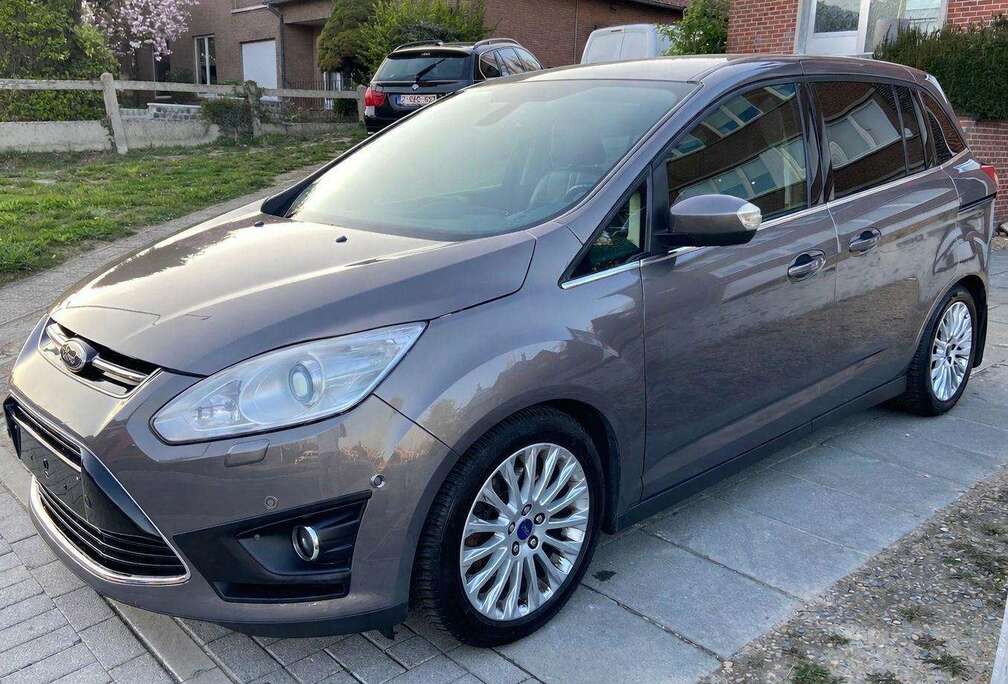 Ford Grand C-Max 2.0 TDCi Champions Edition Powershift