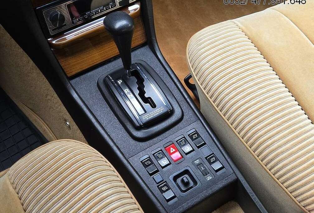Mercedes-Benz E (W123) Oldtimer (Full Option) 100% Original