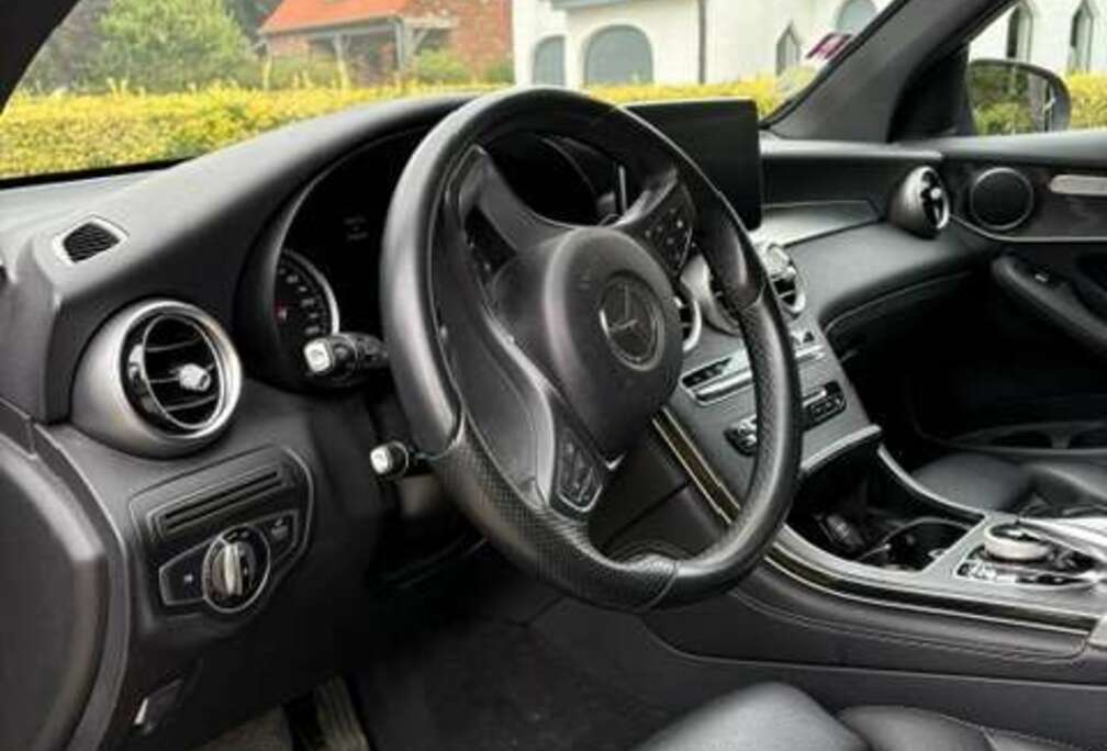 Mercedes-Benz GLC 220 d 4-Matic