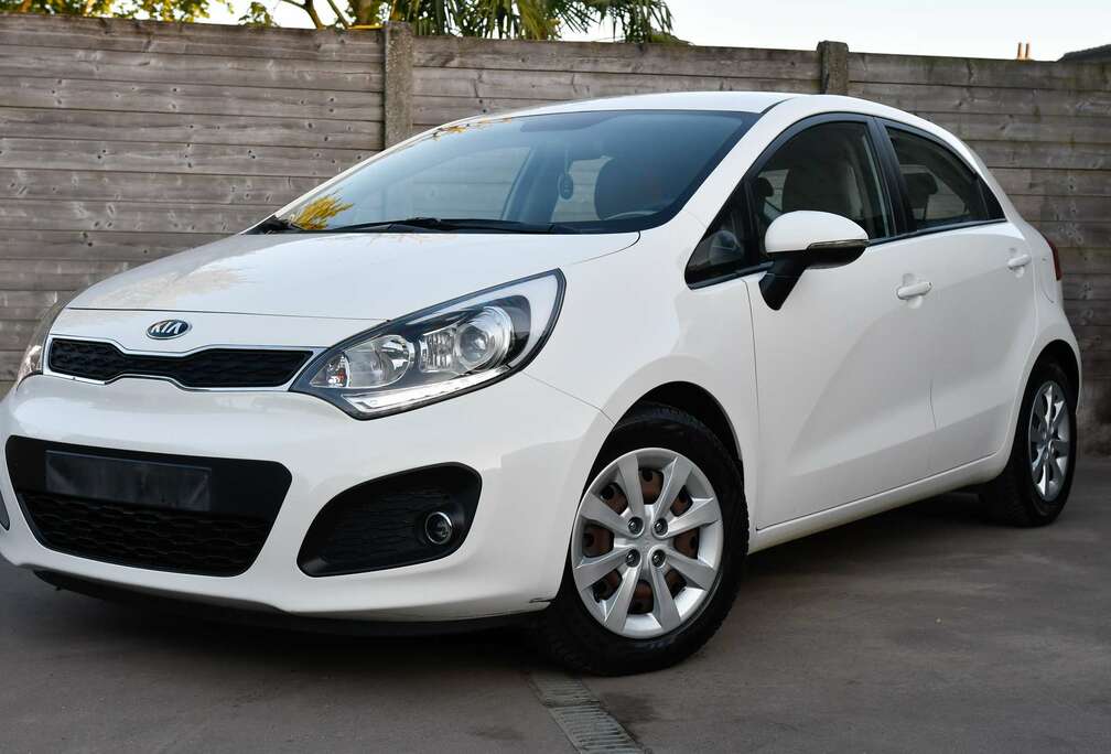 Kia Rio 1.2i Edition*Led*Navi*Cam*
