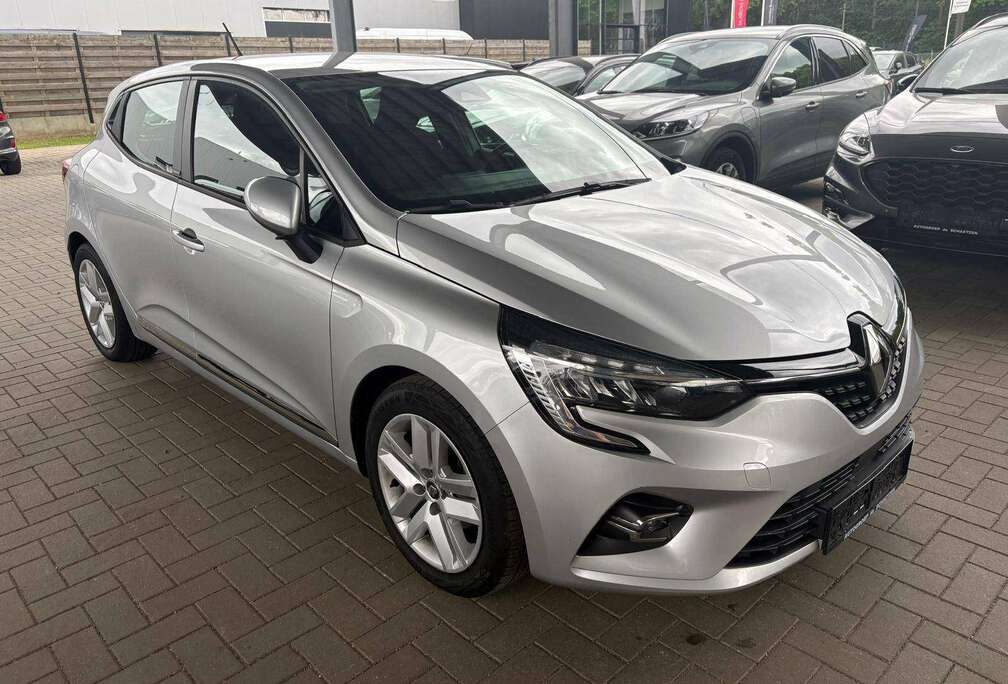 Renault Clio E-TECH Automaat