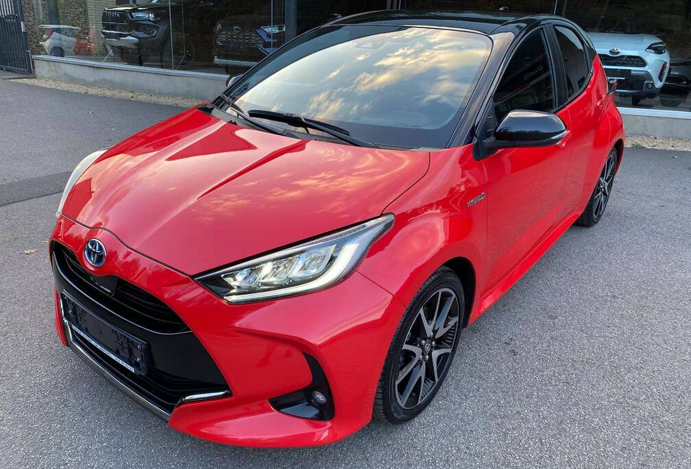 Toyota 1500 Hybrid Première