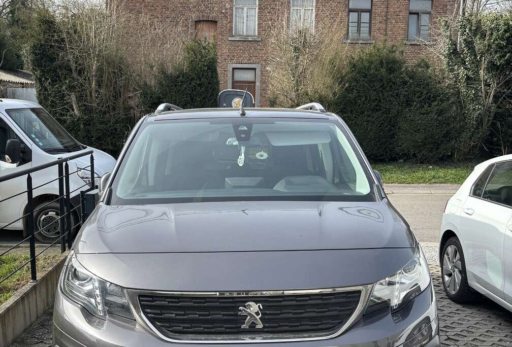 Peugeot BlueHDI 130 L1 Allure