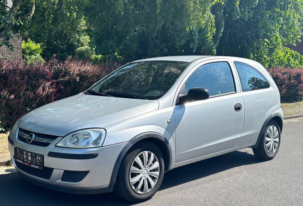 Opel **pret à immatriculer**très propre**