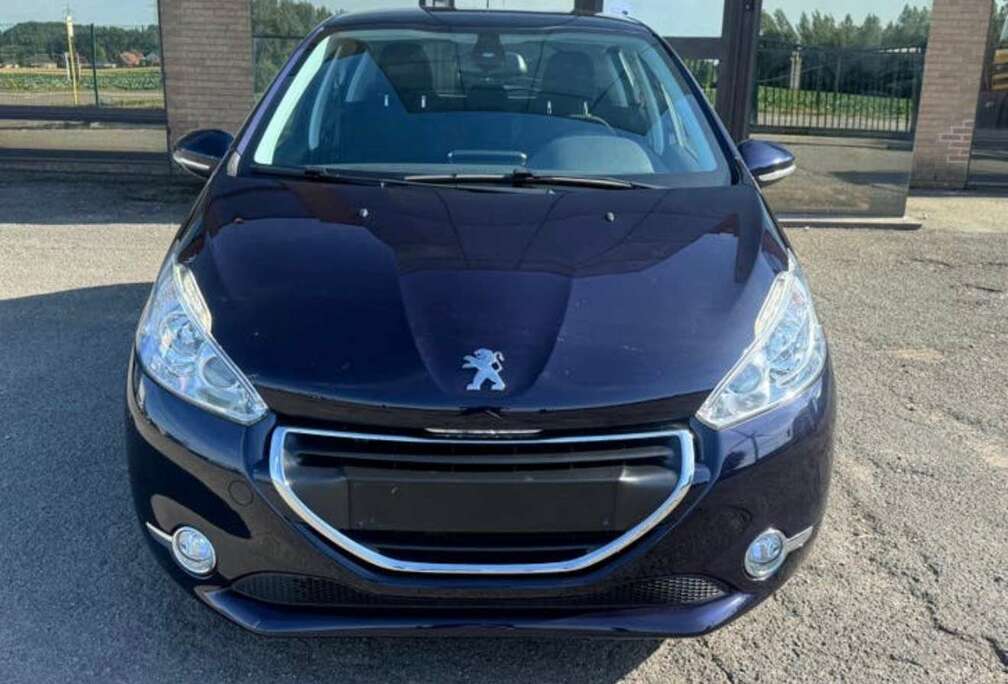 Peugeot Peugeot 208 1.2 essence Airco GPS