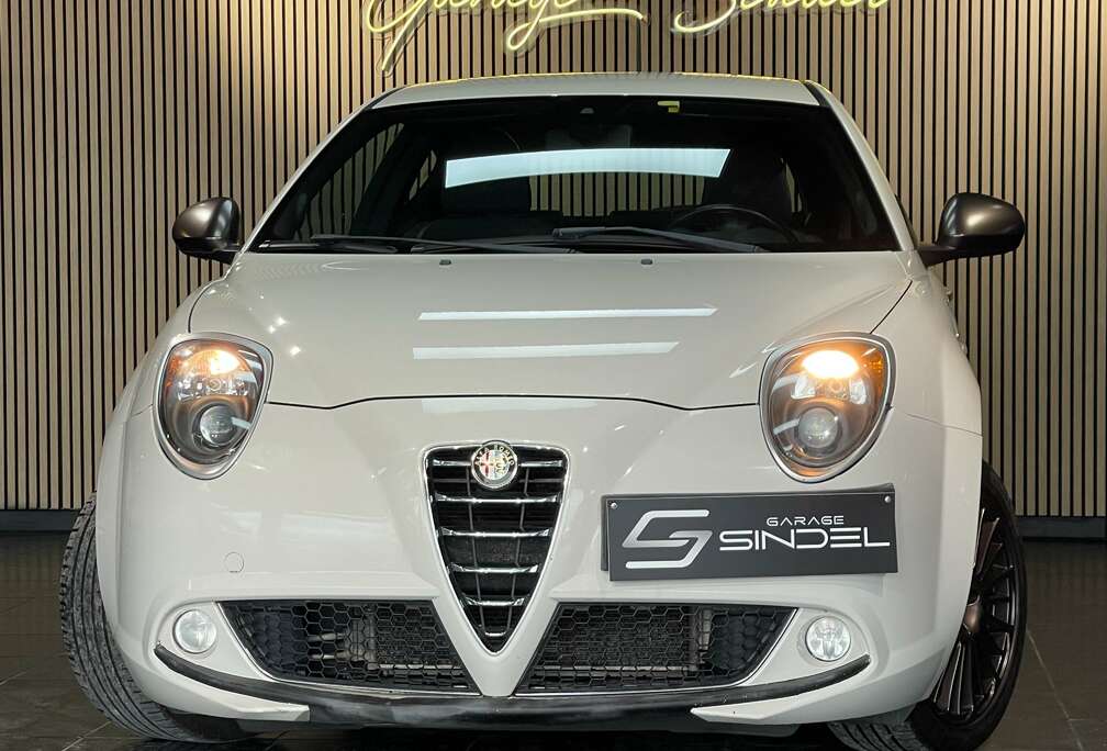 Alfa Romeo Garantie 12 Mois / 1erMain / Quadrifoglio Verde