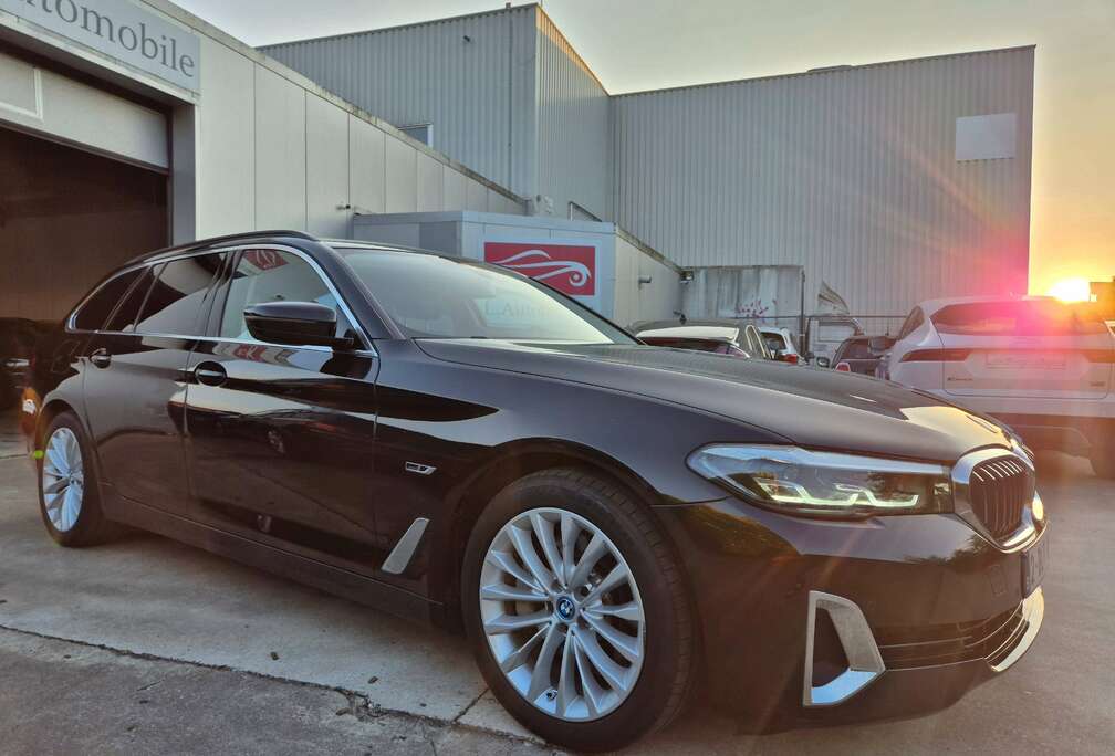 BMW eA Touring / LUXURY LINE / PHEV HYBRID / 2022 !