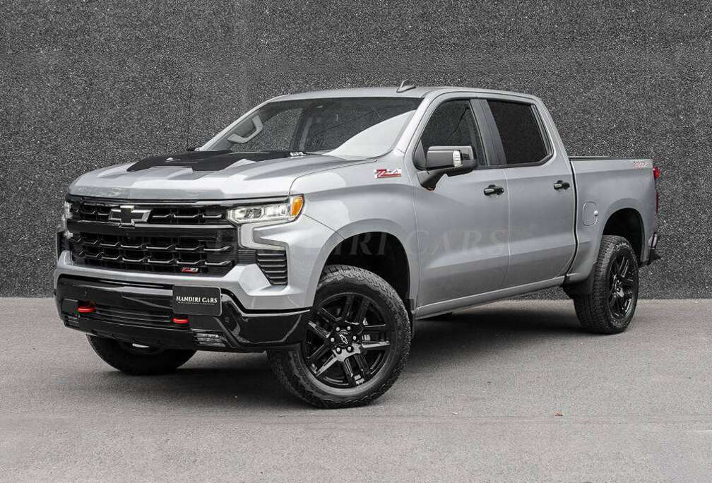 Chevrolet 2025  LT Trail Boss €59500 6.2L V8 SPORT UITLAAT +Sterling Metallic