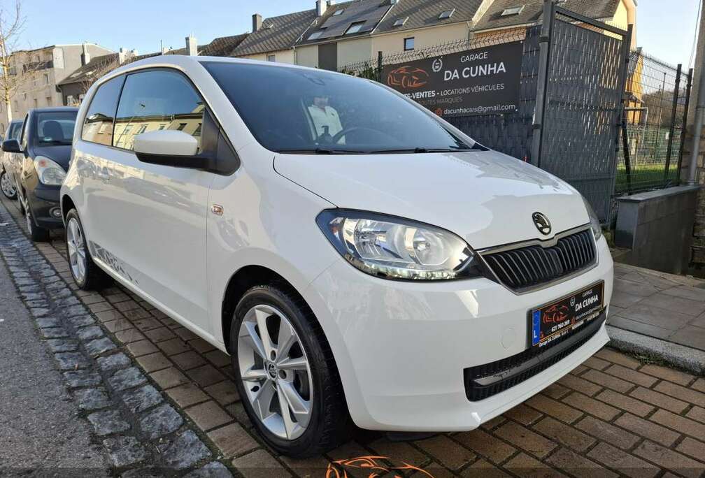 Skoda 1.0 FUN, CLIMA AUTO, SIEGES CHAUFF., PDC, BLUETO