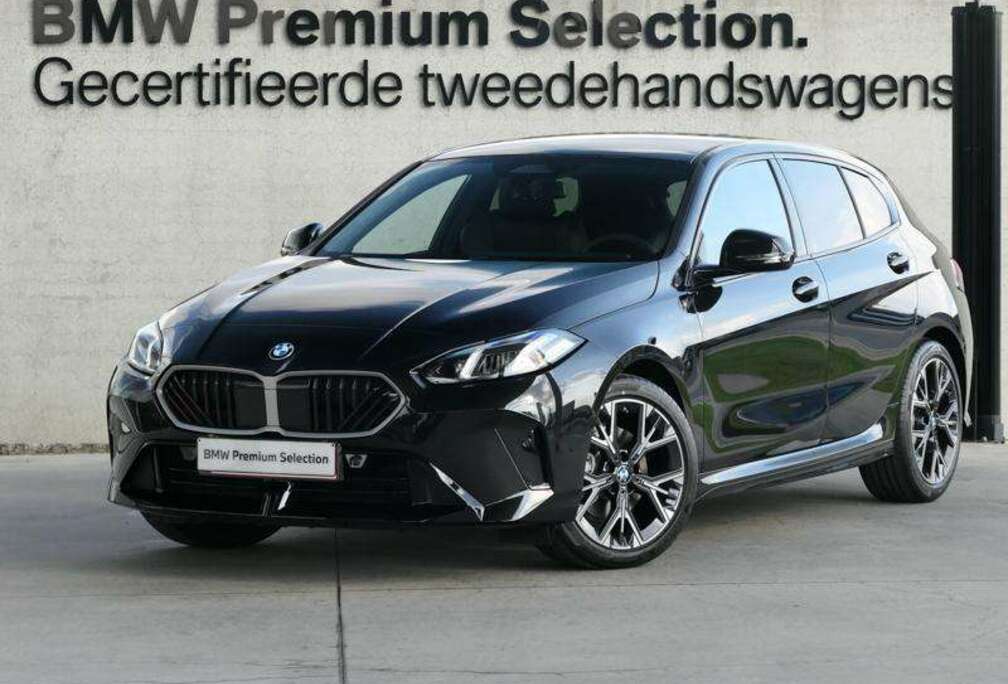 BMW 116iA M Sport  CAMERA