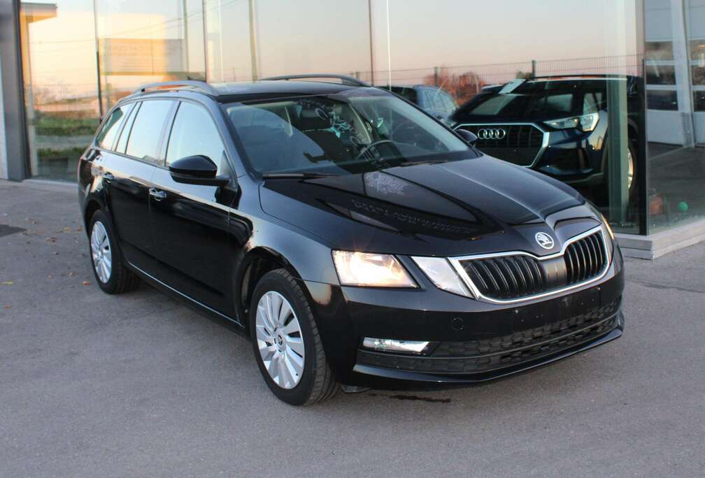 Skoda 1.0 TSI-AMBITION-AC-NAVI-SMARTL-SPRAAKB-VEEL OPT