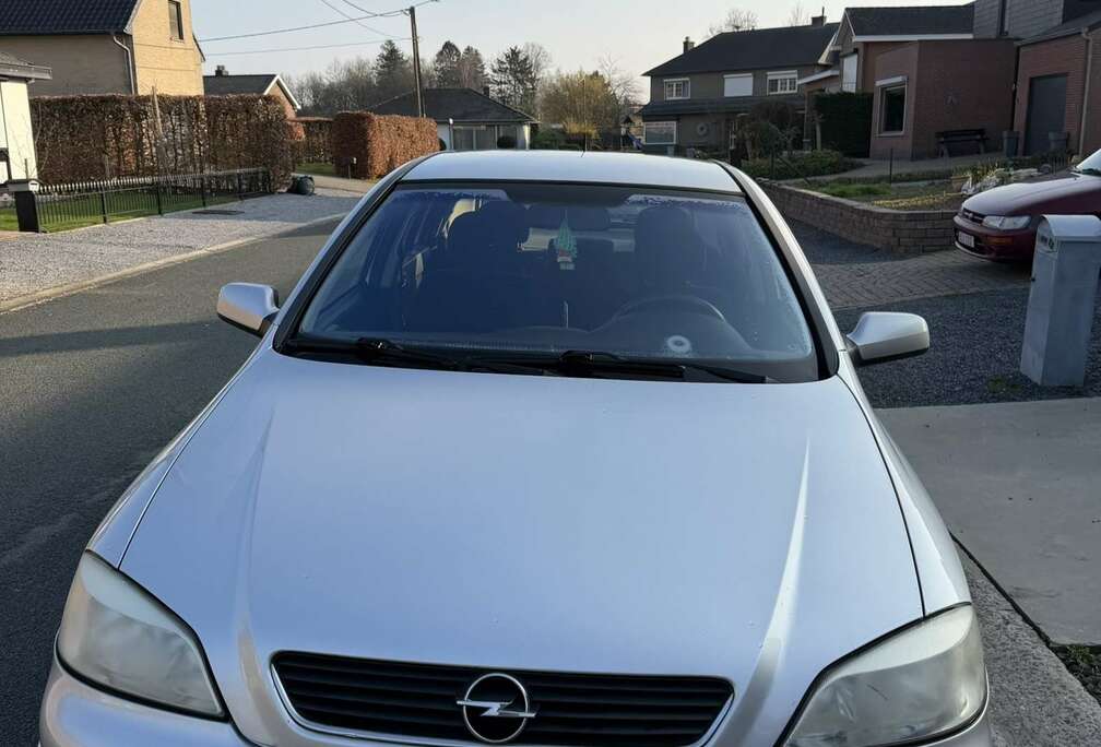 Opel 1.4i XE 16v Business (Fleet)