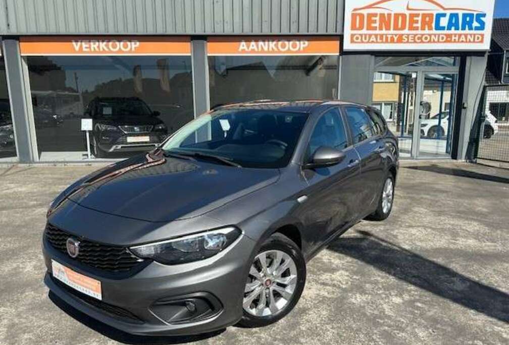 Fiat 1.4i benzine, bj2020, 61.323km\'s, Navi + Garantie
