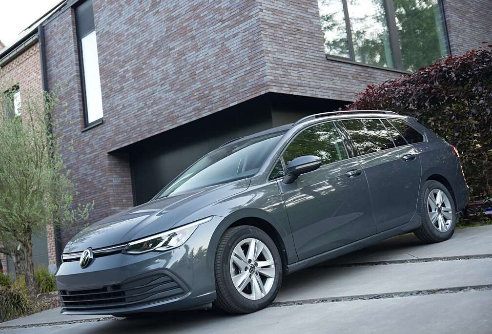 Volkswagen 1.5 TSI Life VirtualDash/Carplay/Ambient Light/ACC