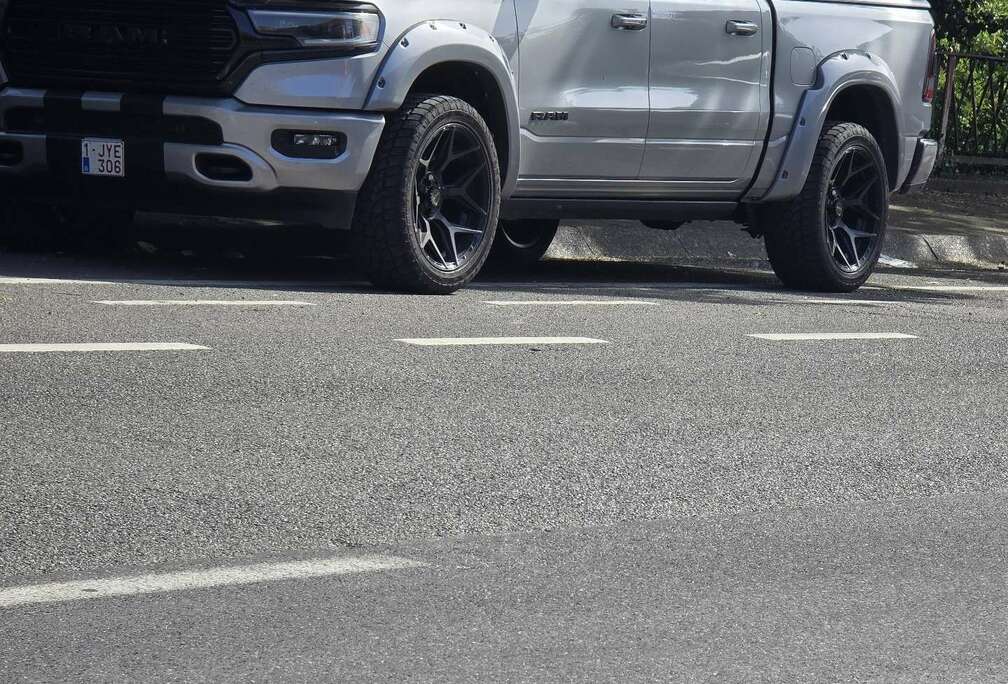 Dodge Limited