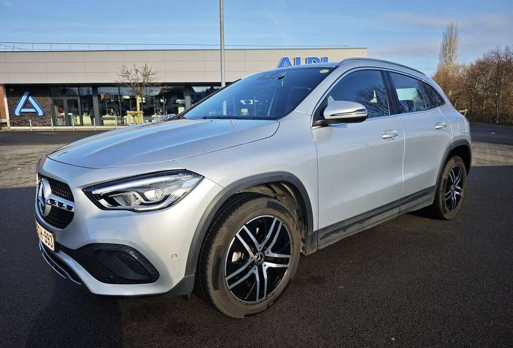 Mercedes-Benz GLA 200 d Luxury Line