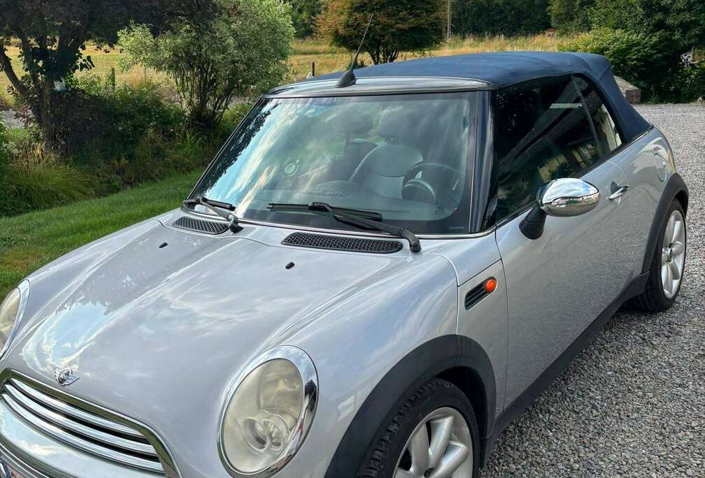 MINI Mini Cabriolet 1.6i 16v Cooper