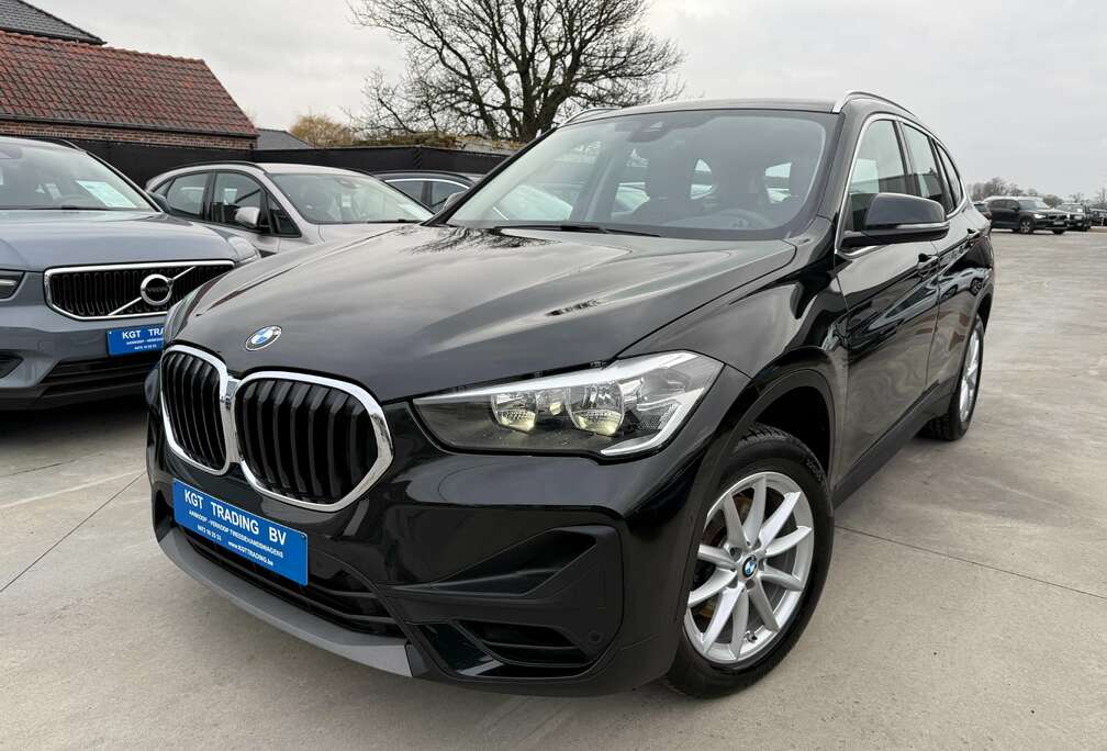 BMW 1.5i 136PK AUTOMAAT ZWART LEDER NAVIGATIE LED DAB