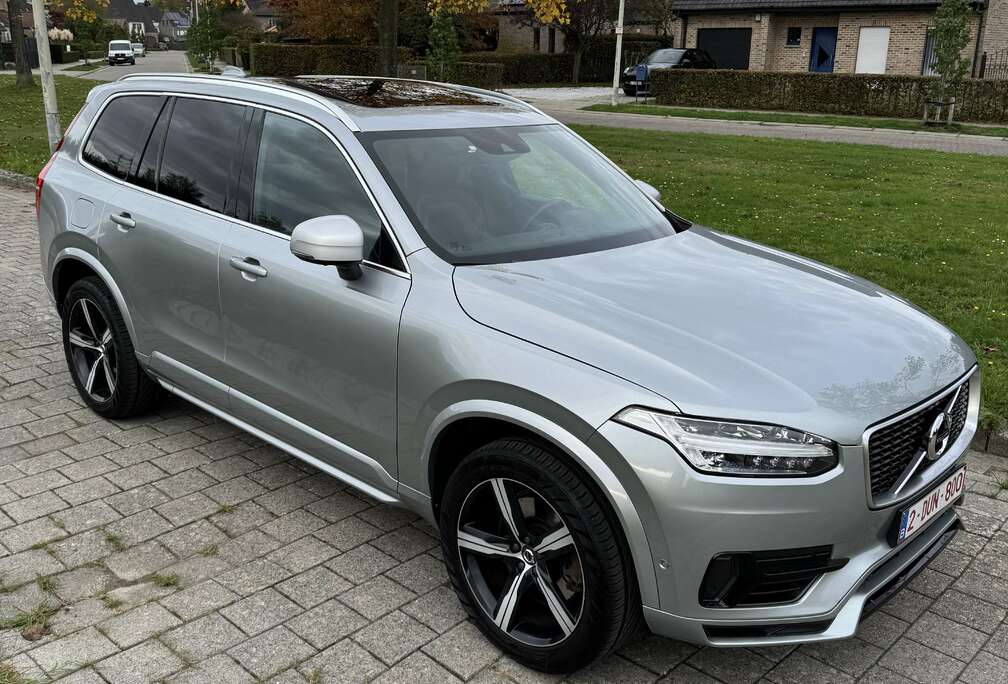 Volvo T8 AWD Twin Engine Geartronic RDesign