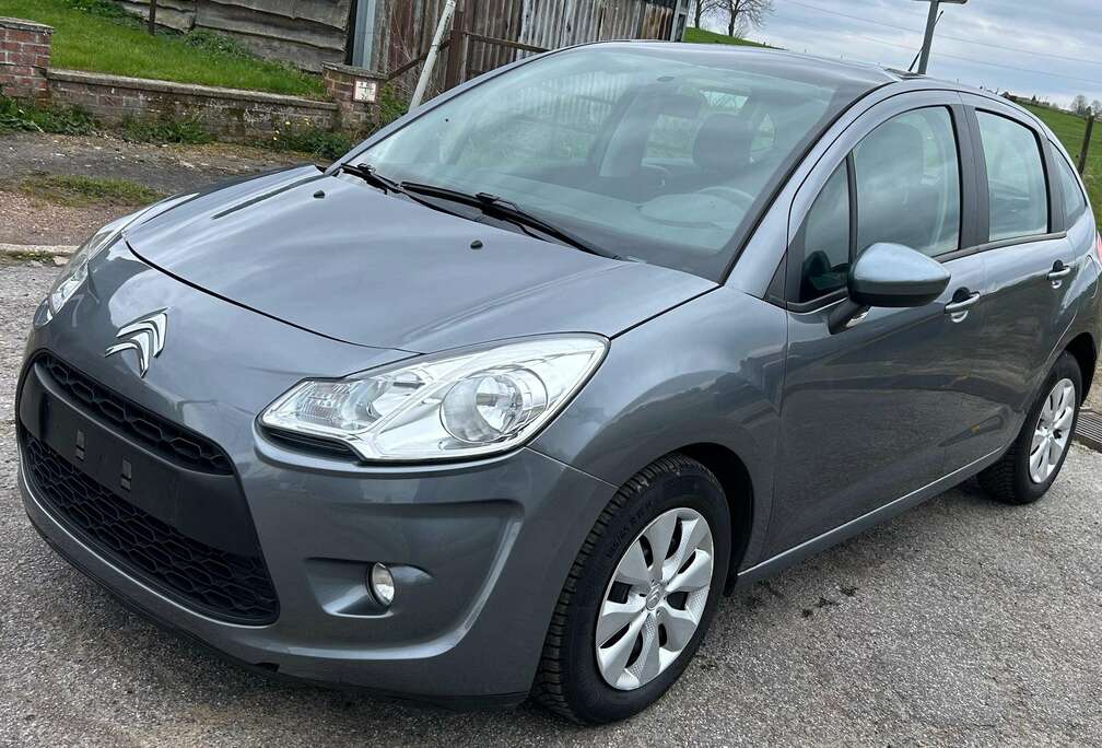 Citroen C3 1.4i car pass et garantie 12mois