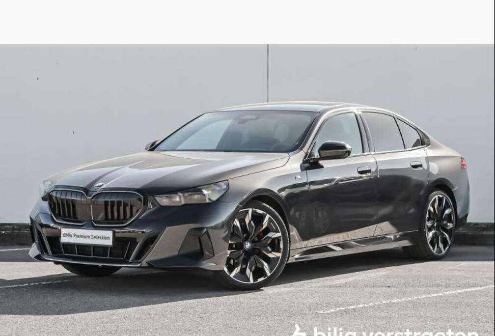 BMW i Berline MPRO - PANO - ACC - 360 - B&W