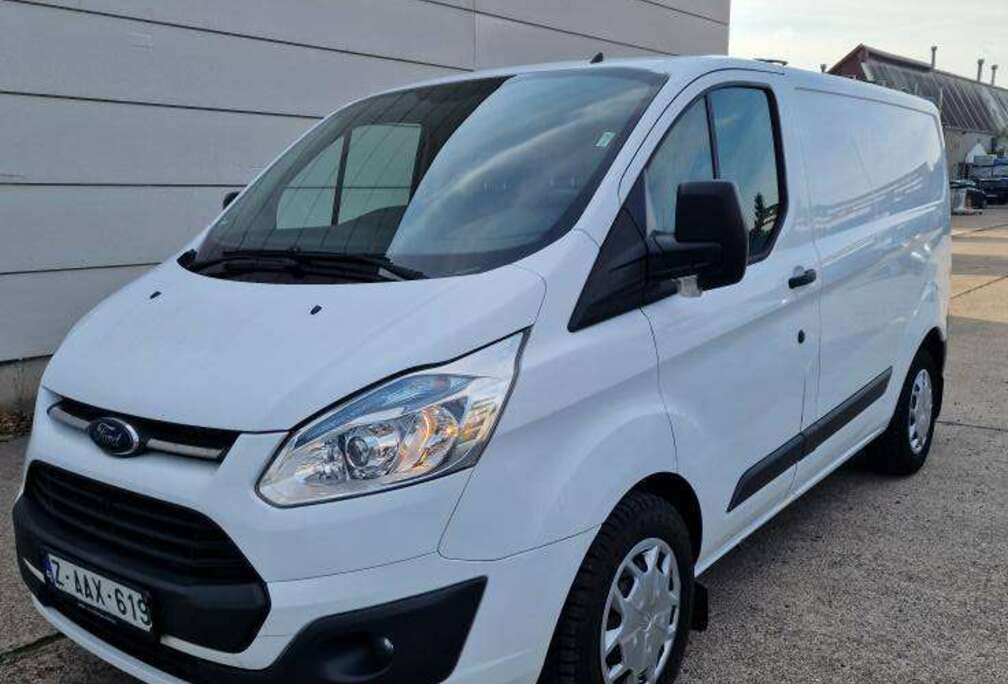 Ford 2.2 TDCi L1H2 avec rampe et etagere // TVA Ded