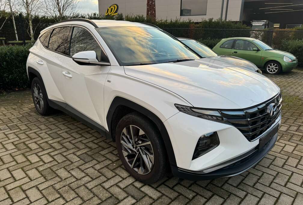 Hyundai TUCSON 1.6 T-GDi 48V-Hybrid/Navigatie/1j gar(1)