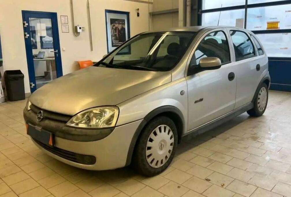 Opel 1.2i automatisch