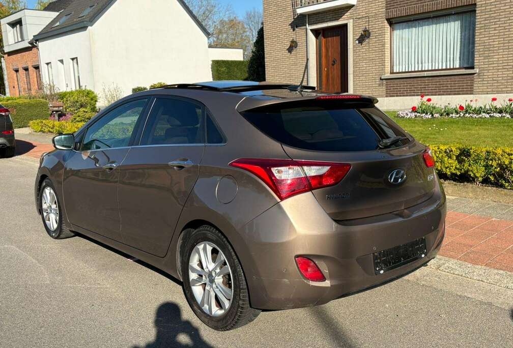 Hyundai TEL 0472.92.59.40  automaat*full option