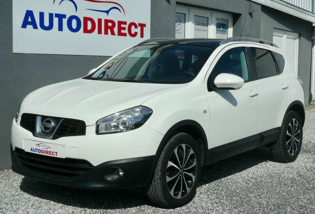 Nissan 1.6i 2WD Tekna 42000Km Navi, Airco, Camera, Pano